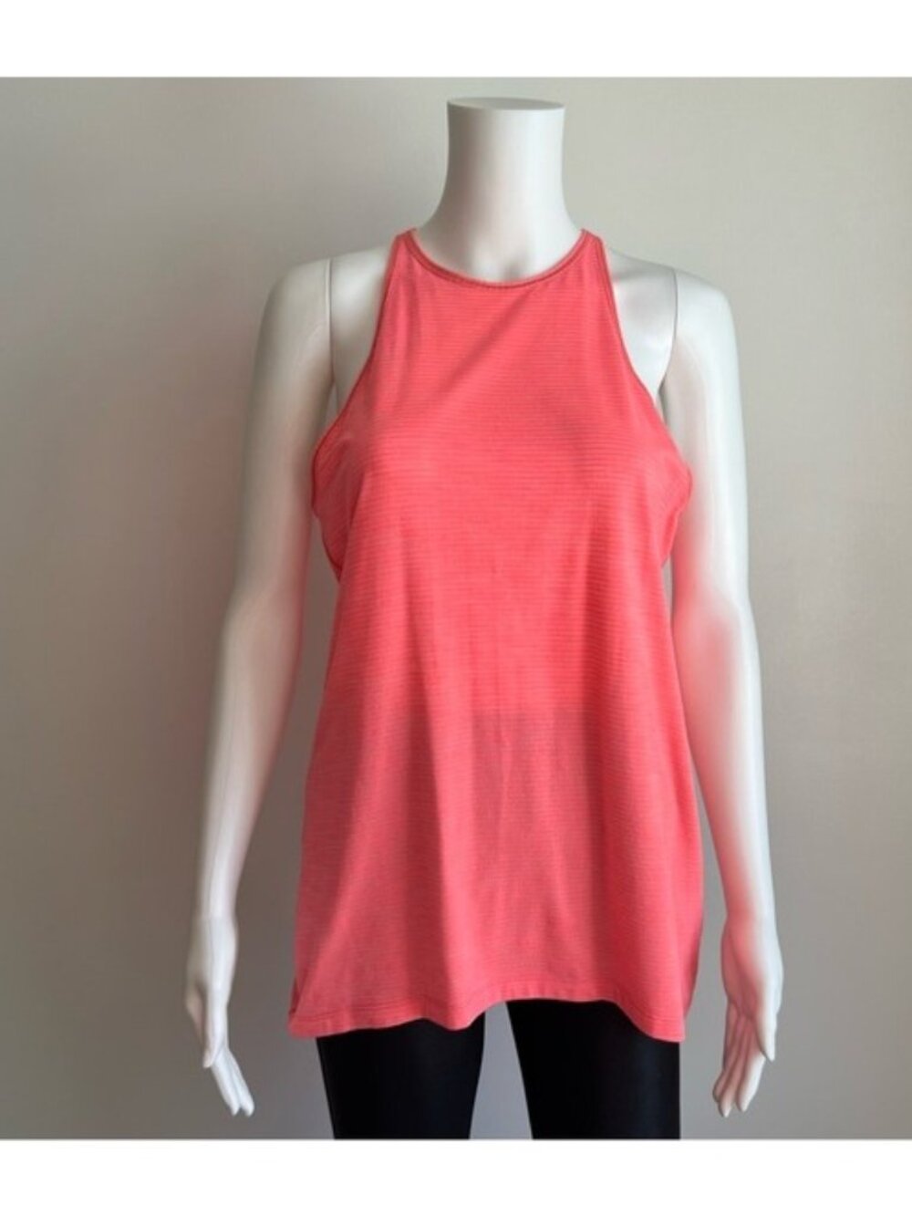 Lululemon Trapeze Twist Tank - 8/10